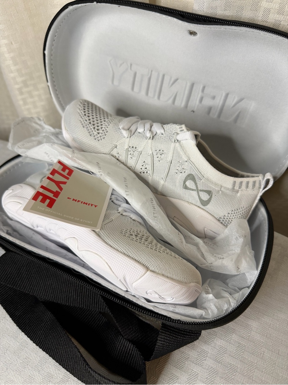 Nfinity Flyte Cheer Shoes White Gray Size Y3 Youth Girls